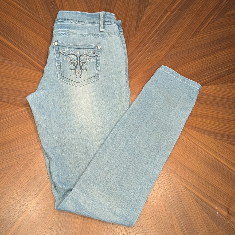 2b bebe Skinny Jeans Women Light Wash Excellent Embellished Rhinestone Pockets